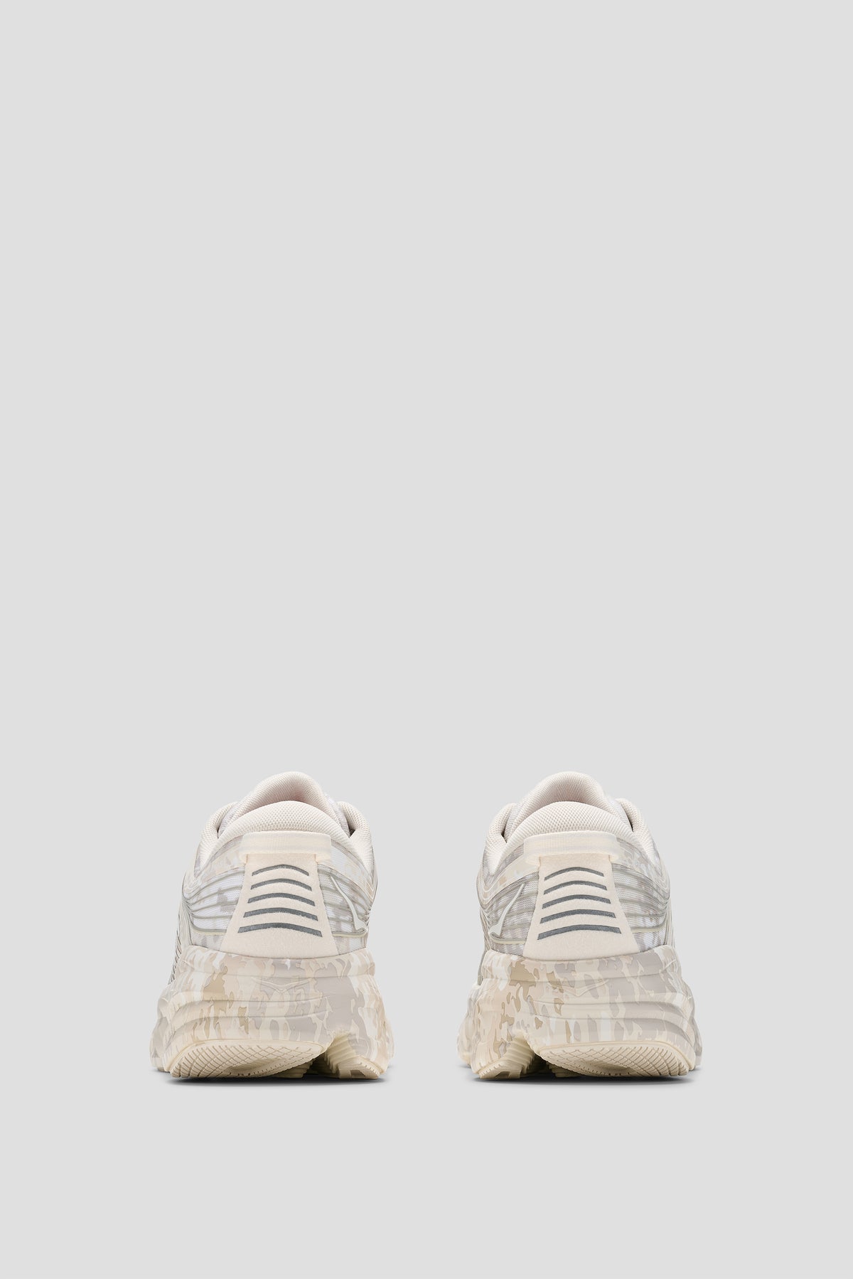 HOKA x BEAMS BONDI 7 TURTLEDOVE TIDAL FOAM