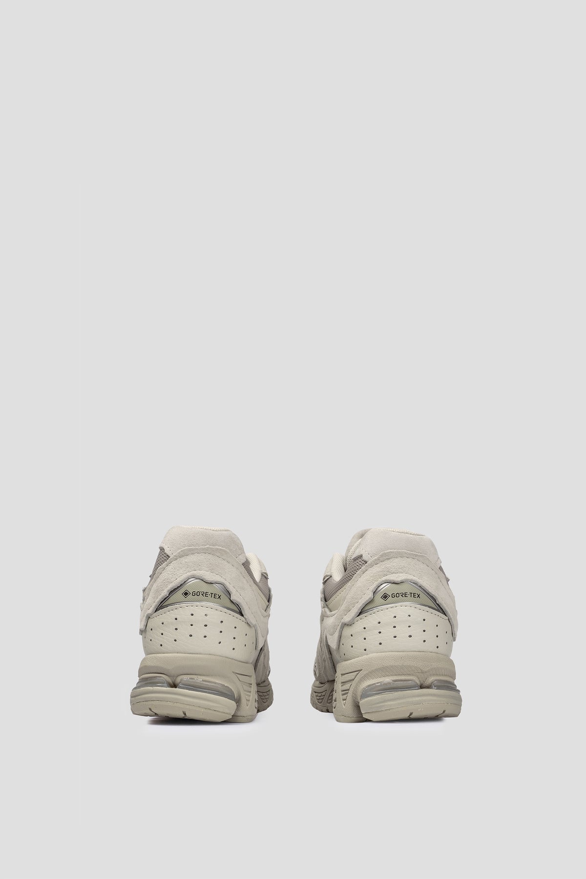 NEW BALANCE 2002 DX REFINED FUTURE GORE-TEX SHIPYARD