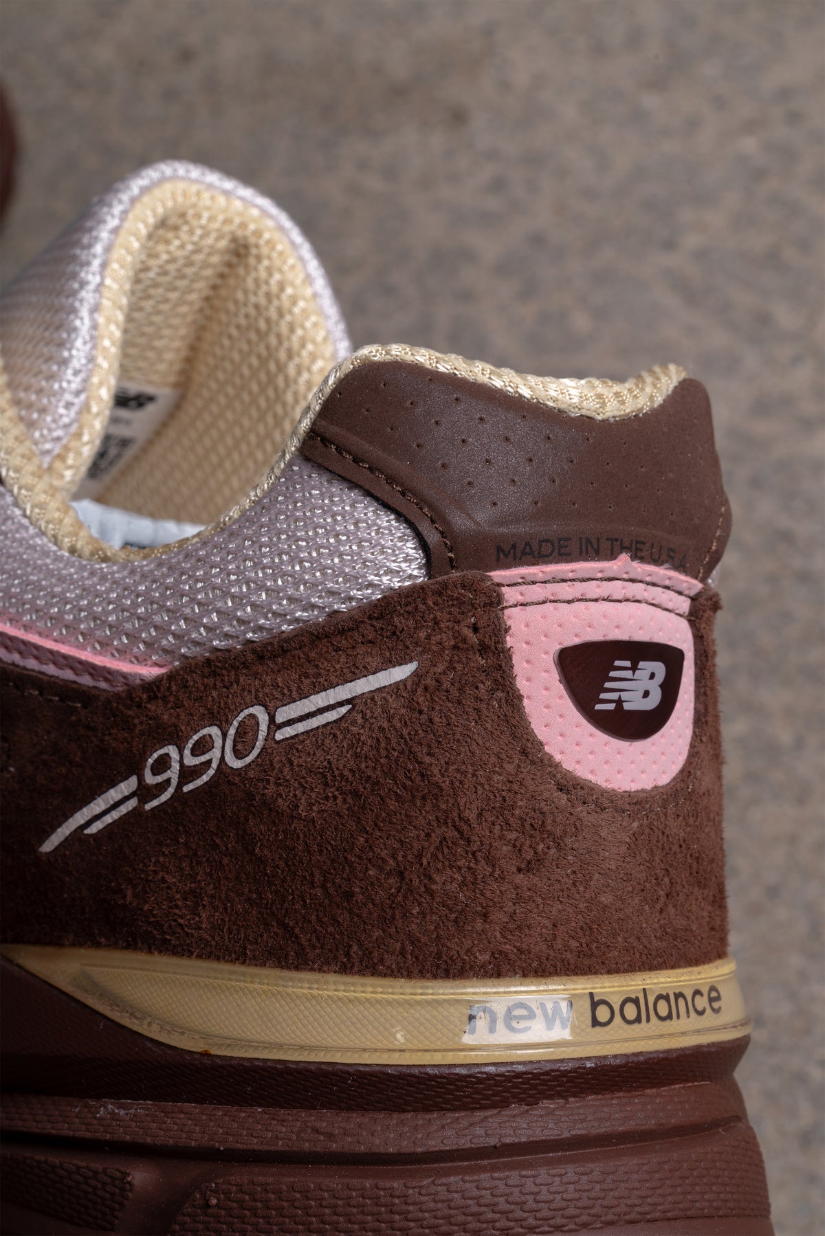 NEW BALANCE 990 V4 MIU PUMPERNICKEL
