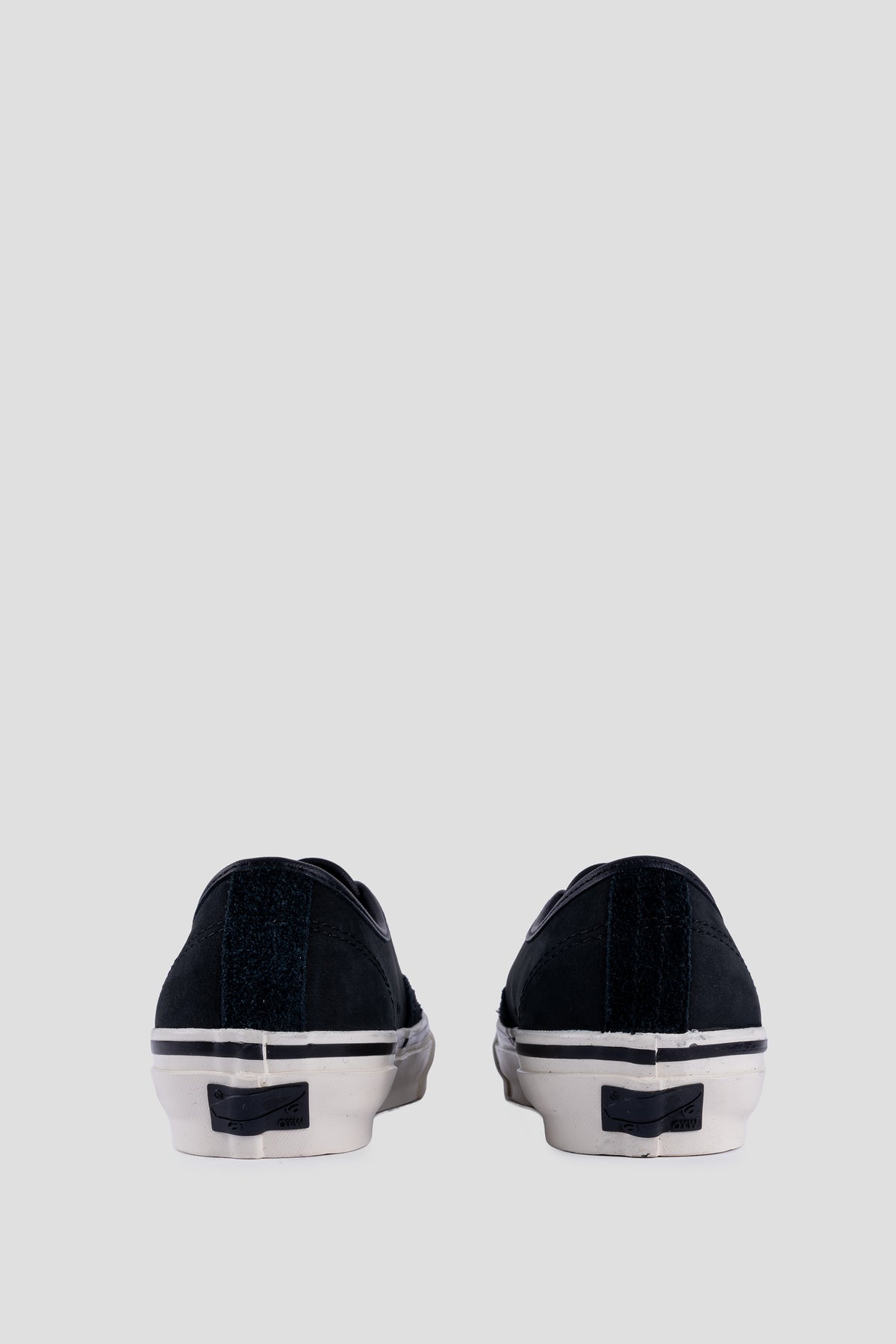 VANS OTW AUTHENTIC 44 VIBRAM LX HAVEN BLACK