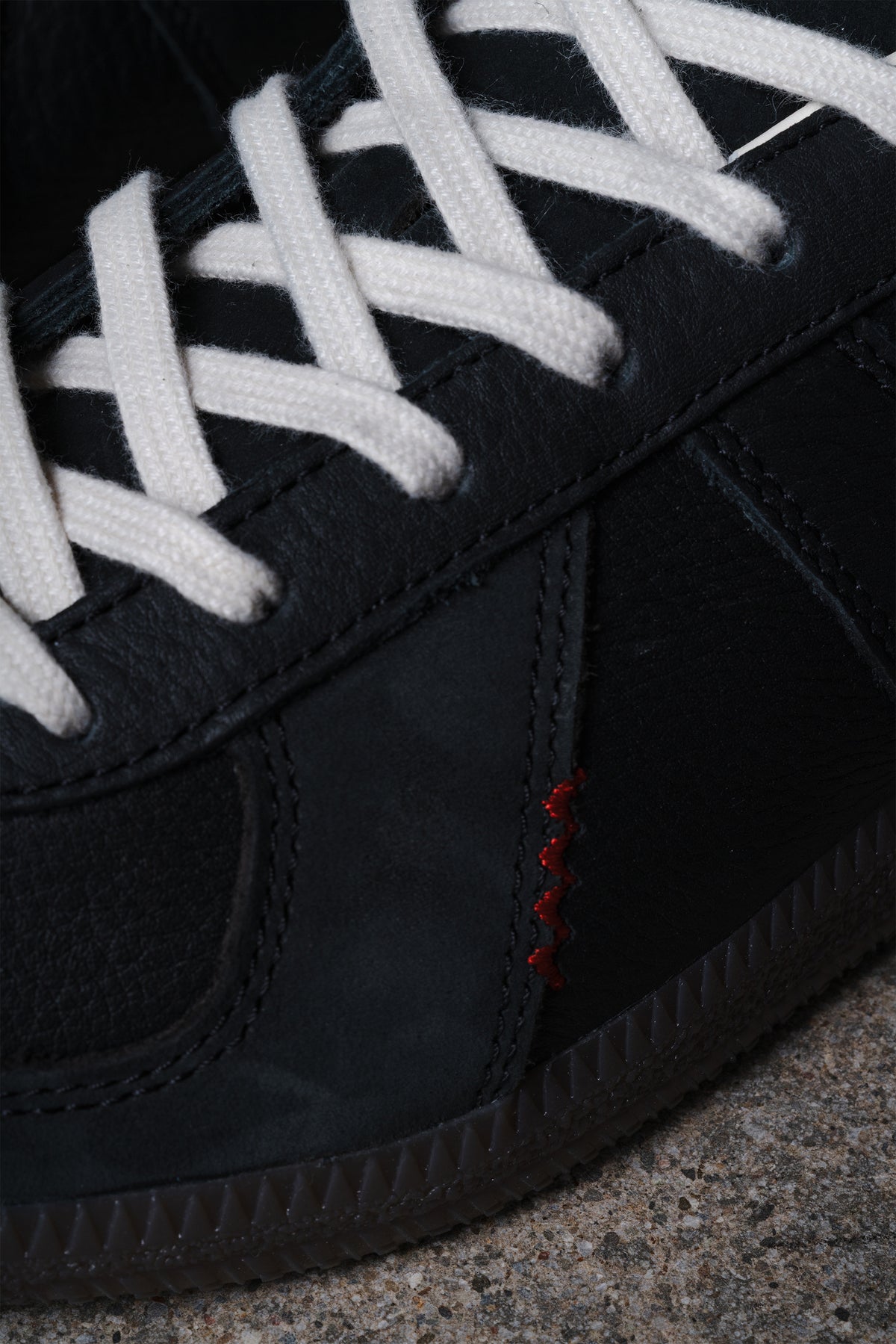 ADIDAS BW ARMY HARTCOPY BLACK GUM WHITE